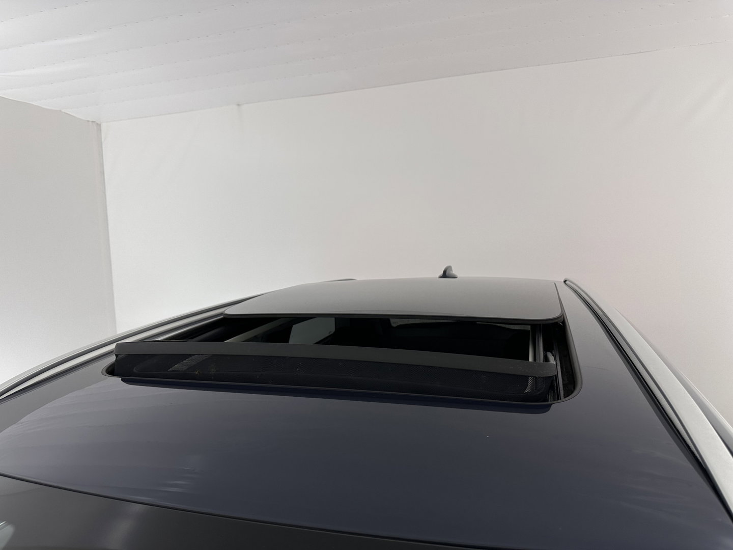 Volvo V90 2.0 D4 Momentum Pro (INCL.BTW) Aut. *PANO | LEATHER | HEAD-UP | FULL-LED | MEMORY-PACK | HEATED-SPORTSEATS | BLINDSPOT | CAMERA | KEYLESS | DIGI-COCKPIT | PRIVACY-GLASS | NAVI-FULLMAP | ECC | PDC | CRUISE | 17''