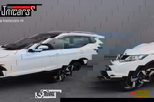 Nissan QASHQAI - 1.2DIG-T 116PK Automaat N-Connecta Pano-dak/Stoelverwarming/Camera/Navigatie