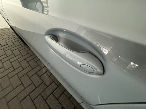 BMW 3 Serie Touring 320e M Sport Pano|Trekhaak|Sfeer|InclBTW