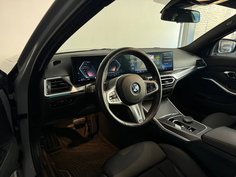 BMW 3 Serie Touring 320e M Sport Pano|Trekhaak|Sfeer|InclBTW