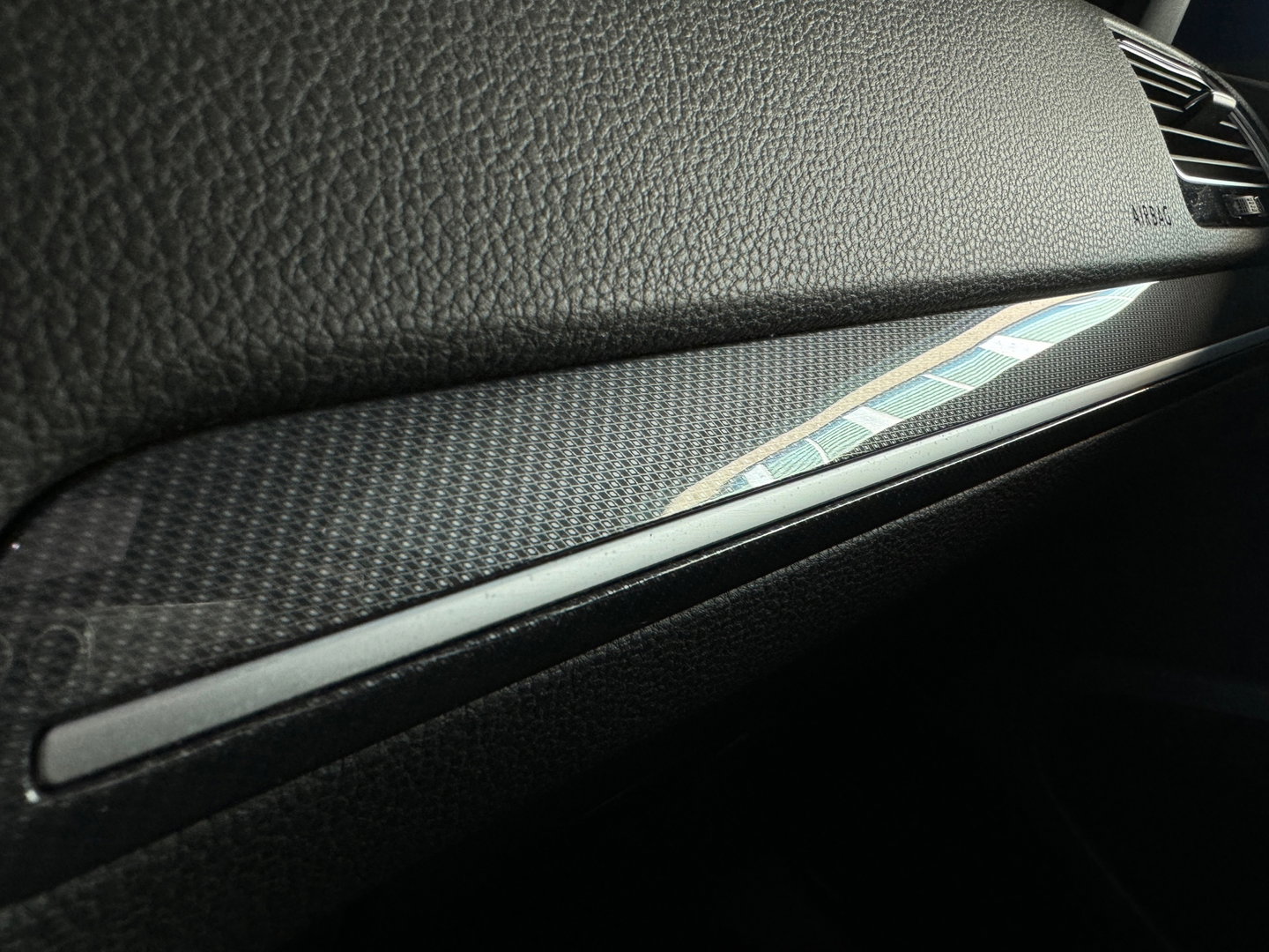 Volkswagen Golf 1.5 TSI Highline Business R Pano|Keyles|Sfeer