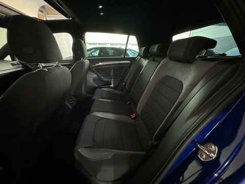 Volkswagen Golf 1.5 TSI Highline Business R Pano|Keyles|Sfeer