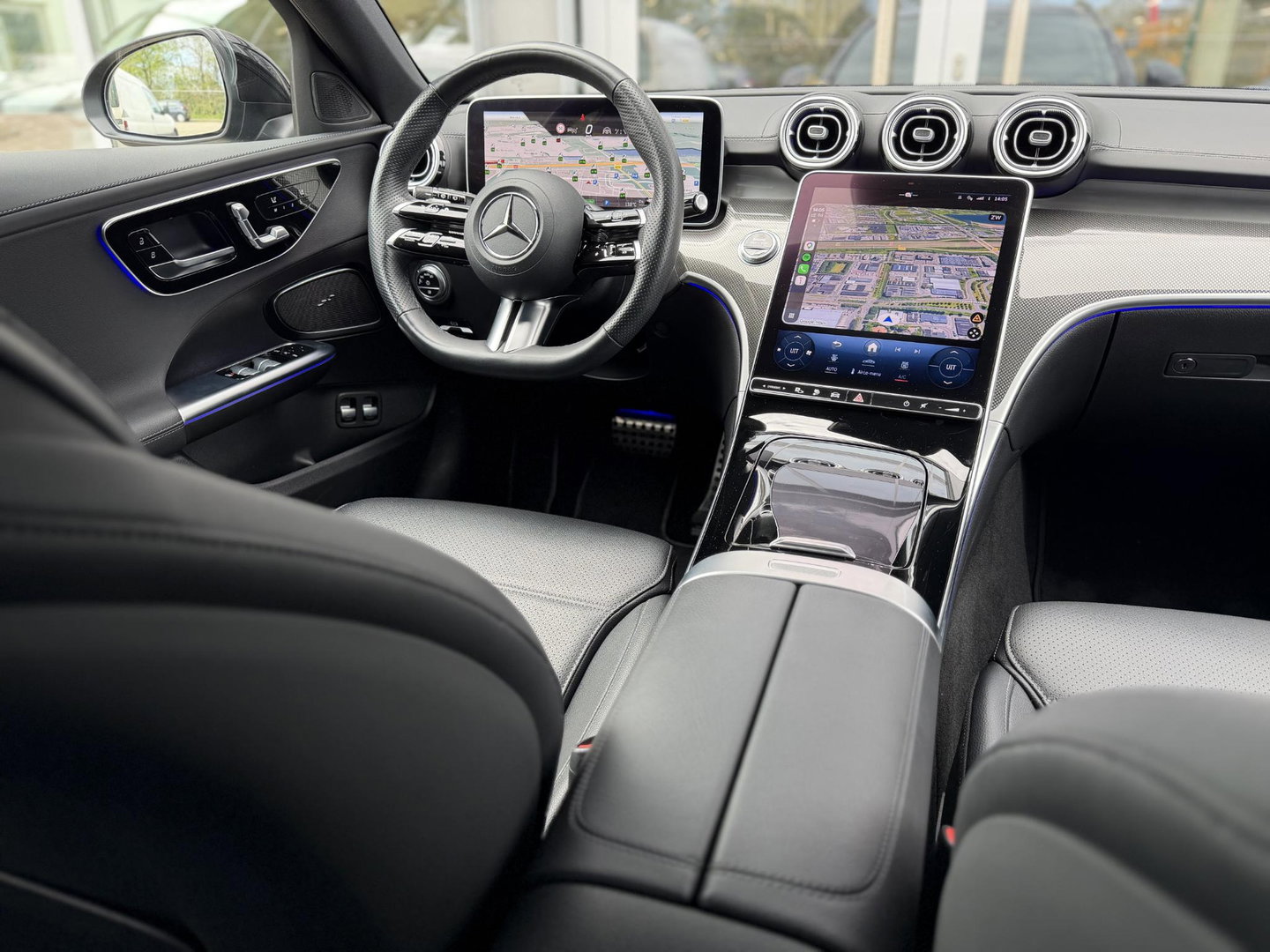 Mercedes-Benz C-Klasse Estate 300 e AMG Line Night|Pano|Leer|Stoelventilatie|Massage|ACC