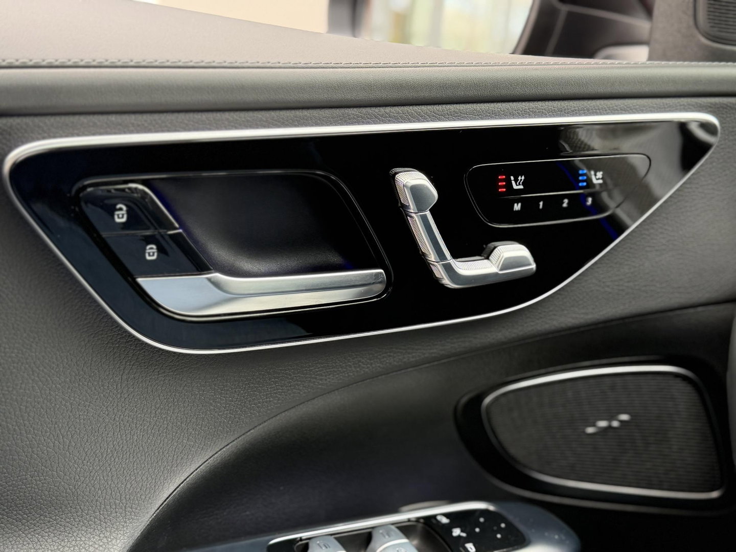 Mercedes-Benz C-Klasse Estate 300 e AMG Line Night|Pano|Leer|Stoelventilatie|Massage|ACC