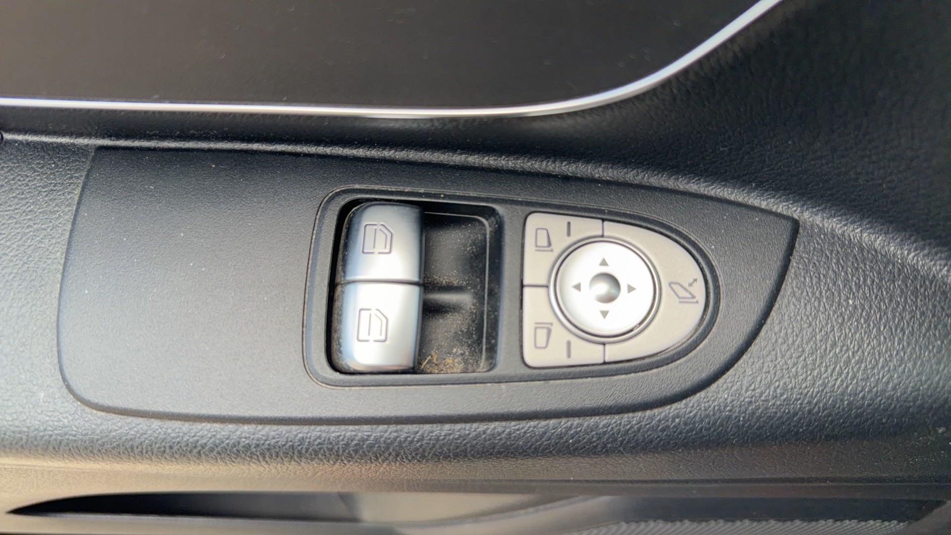 Mercedes-Benz Vito 114 CDI Extra Lang DC Comfort WORDT VERWACHT | LUXE UITVOERING | LED | LMV