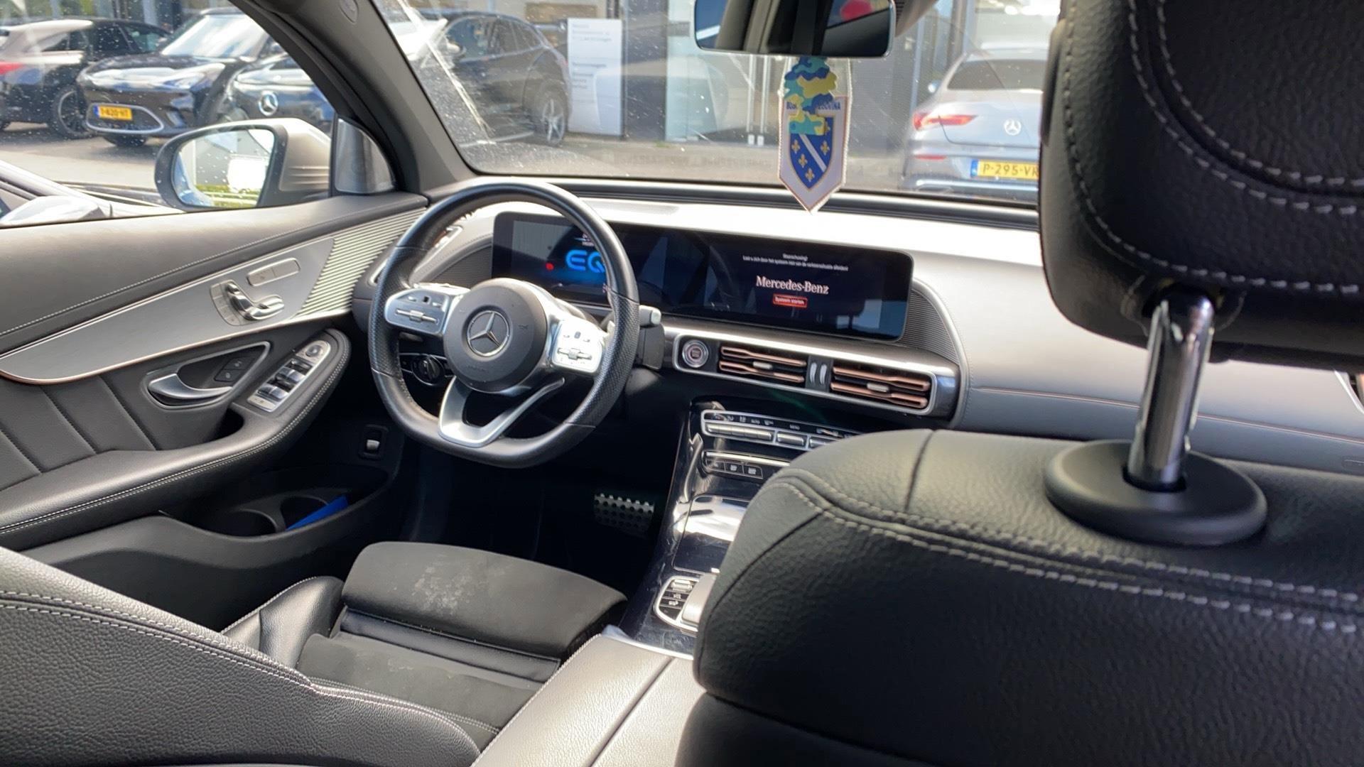 Mercedes-Benz EQC 400 4MATIC Business Solution AMG 80 kWh | WORDT VERWACHT | ALCANTARA | LEDER | LED | PANO