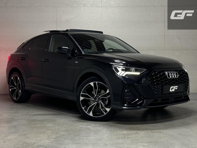 Audi Q3 - Sportback 35 TFSI S-Line Black Edition Pano Virtual Carplay