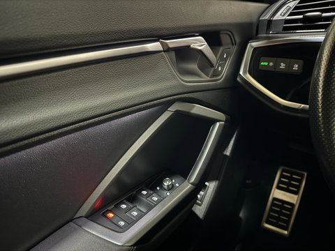 Audi Q3 Sportback 35 TFSI S-Line Black Edition Pano Virtual Carplay