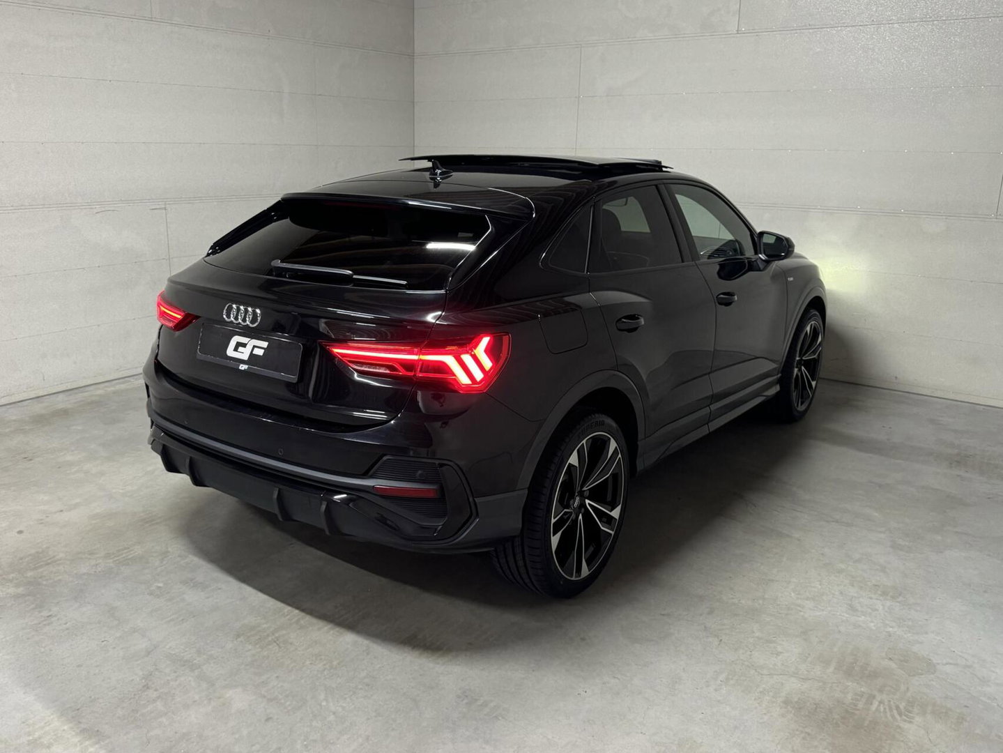 Audi Q3 Sportback 35 TFSI S-Line Black Edition Pano Virtual Carplay