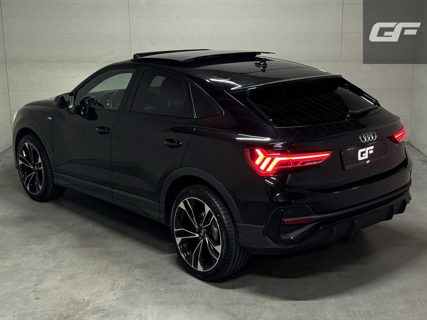 Audi Q3 Sportback 35 TFSI S-Line Black Edition Pano Virtual Carplay