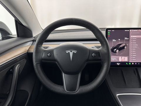 Tesla Model 3 Standard RWD Plus 60 kWh [ 3-Fase ] {SOH-91%} (INCL-BTW) Aut. *PANO | AUTOPILOT | LEATHER | KEYLESS | FULL-LED | MEMORY-PACK | TOPVIEW | DAB | CARPLAY | DIGI-COCKPIT | LANE-ASSIST | COMFORTSEATS | 19"ALU*