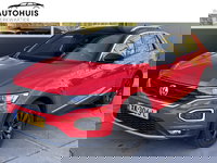 Volkswagen T-Roc - 1.5 TSI 150pk DSG Sport Stoelverwarming Virtual Cockpit Navigatie Trekhaak Climate Control LED Koplampen