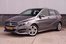 Mercedes-Benz B-Klasse - 180 Ambition | Panorama | Trekhaak | Navi | LED