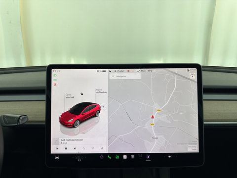 Tesla Model 3 Standard RWD Plus 60 kWh [ 3-Fase ] {SOH-87%} (INCL-BTW) Aut. *PANO | AUTOPILOT | LEATHER | KEYLESS | FULL-LED | MEMORY-PACK | TOPVIEW | DAB | CARPLAY | DIGI-COCKPIT | LANE-ASSIST | COMFORTSEATS | 19"ALU*