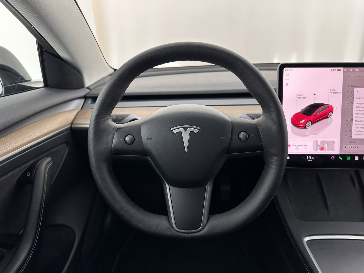 Tesla Model 3 Standard RWD Plus 60 kWh [ 3-Fase ] {SOH-87%} (INCL-BTW) Aut. *PANO | AUTOPILOT | LEATHER | KEYLESS | FULL-LED | MEMORY-PACK | TOPVIEW | DAB | CARPLAY | DIGI-COCKPIT | LANE-ASSIST | COMFORTSEATS | 19"ALU*