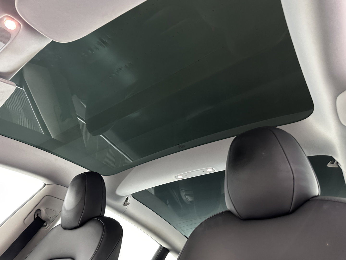 Tesla Model 3 Standard RWD Plus 60 kWh [ 3-Fase ] {SOH-87%} (INCL-BTW) Aut. *PANO | AUTOPILOT | LEATHER | KEYLESS | FULL-LED | MEMORY-PACK | TOPVIEW | DAB | CARPLAY | DIGI-COCKPIT | LANE-ASSIST | COMFORTSEATS | 19"ALU*