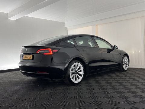 Tesla Model 3 Standard RWD Plus 60 kWh [ 3-Fase ] {SOH-87%} (INCL-BTW) Aut. *PANO | AUTOPILOT | LEATHER | KEYLESS | FULL-LED | MEMORY-PACK | TOPVIEW | DAB | CARPLAY | DIGI-COCKPIT | LANE-ASSIST | COMFORTSEATS | 19"ALU*