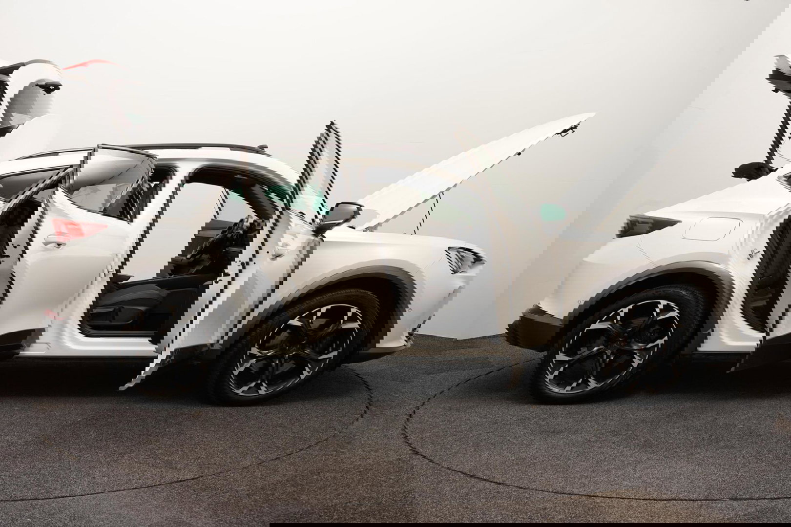 CUPRA Formentor 1.4 e-Hybrid VZ Performance|PANO|KUIPSTOEL|LUXE!