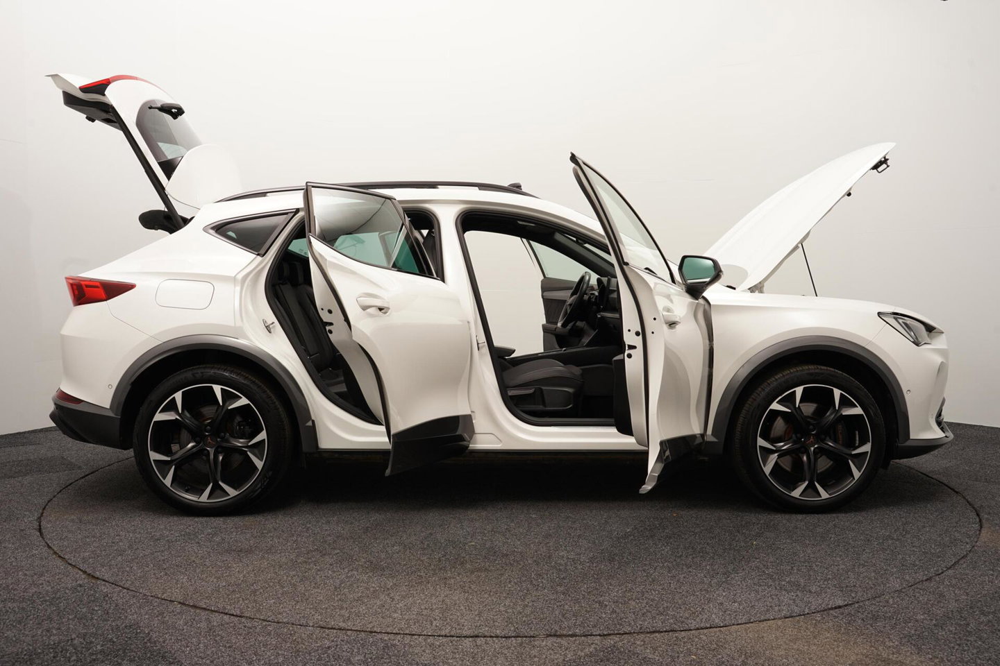 CUPRA Formentor 1.4 e-Hybrid VZ Performance|PANO|KUIPSTOEL|LUXE!