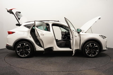 CUPRA Formentor 1.4 e-Hybrid VZ Performance|PANO|KUIPSTOEL|LUXE!