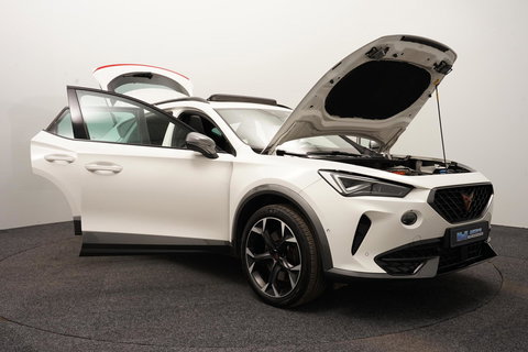 CUPRA Formentor 1.4 e-Hybrid VZ Performance|PANO|KUIPSTOEL|LUXE!