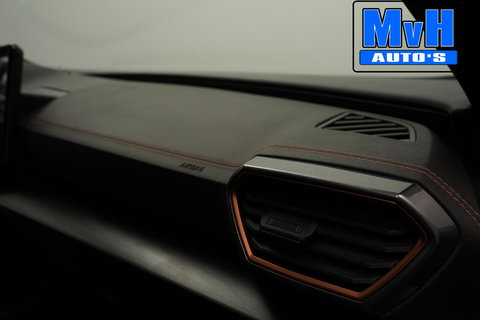 CUPRA Formentor 1.4 e-Hybrid VZ Performance|PANO|KUIPSTOEL|LUXE!