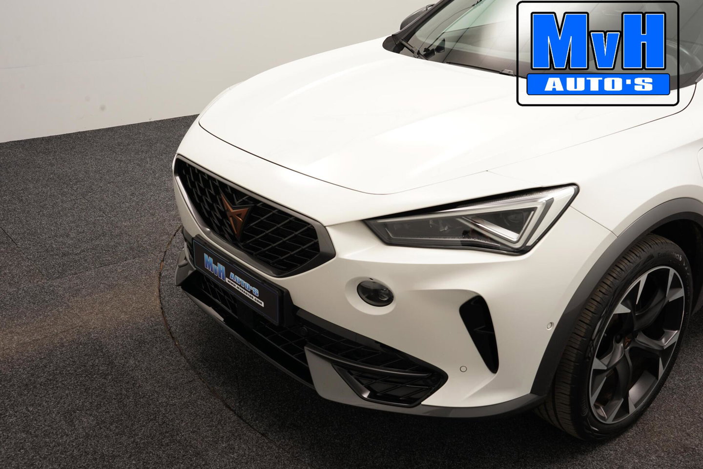 CUPRA Formentor 1.4 e-Hybrid VZ Performance|PANO|KUIPSTOEL|LUXE!