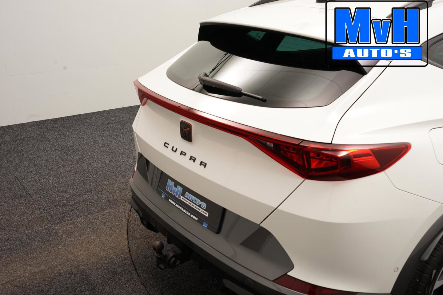 CUPRA Formentor 1.4 e-Hybrid VZ Performance|PANO|KUIPSTOEL|LUXE!