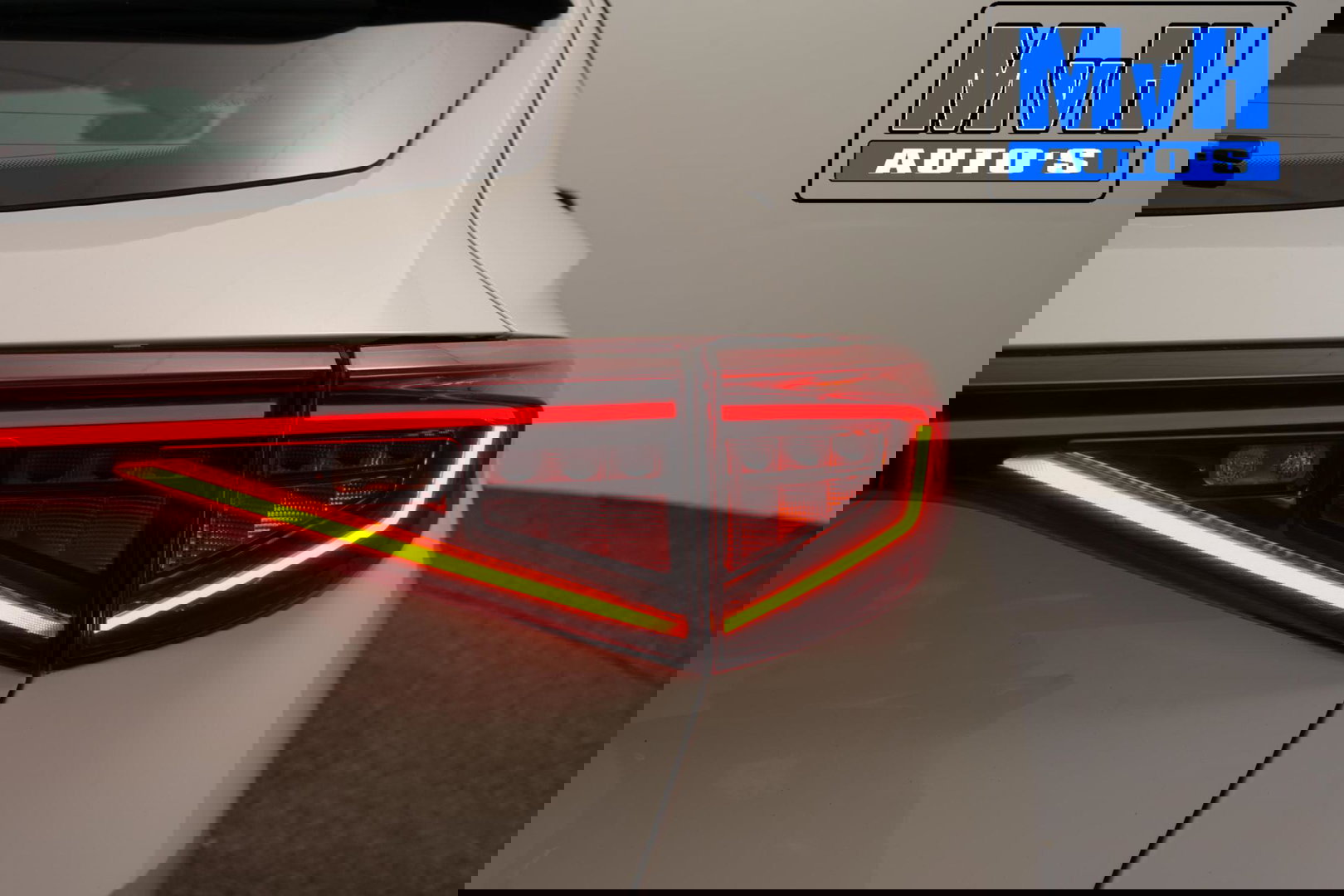 CUPRA Formentor 1.4 e-Hybrid VZ Performance|PANO|KUIPSTOEL|LUXE!