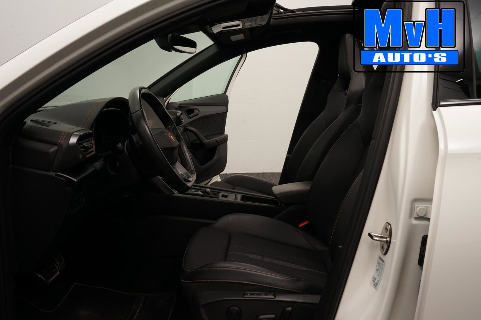 CUPRA Formentor 1.4 e-Hybrid VZ Performance|PANO|KUIPSTOEL|LUXE!