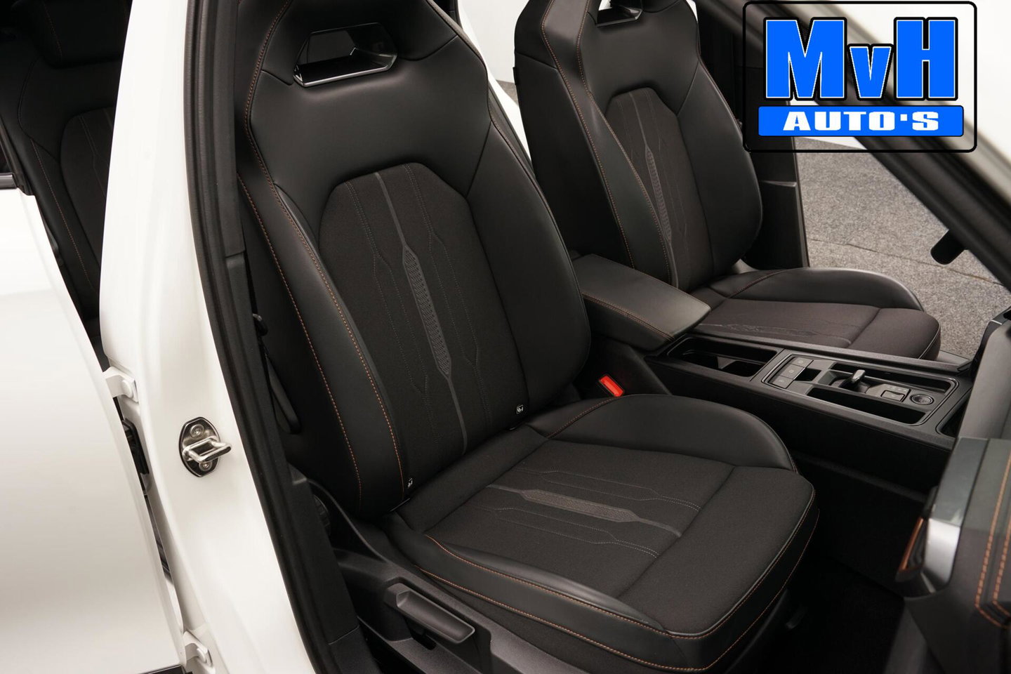 CUPRA Formentor 1.4 e-Hybrid VZ Performance|PANO|KUIPSTOEL|LUXE!