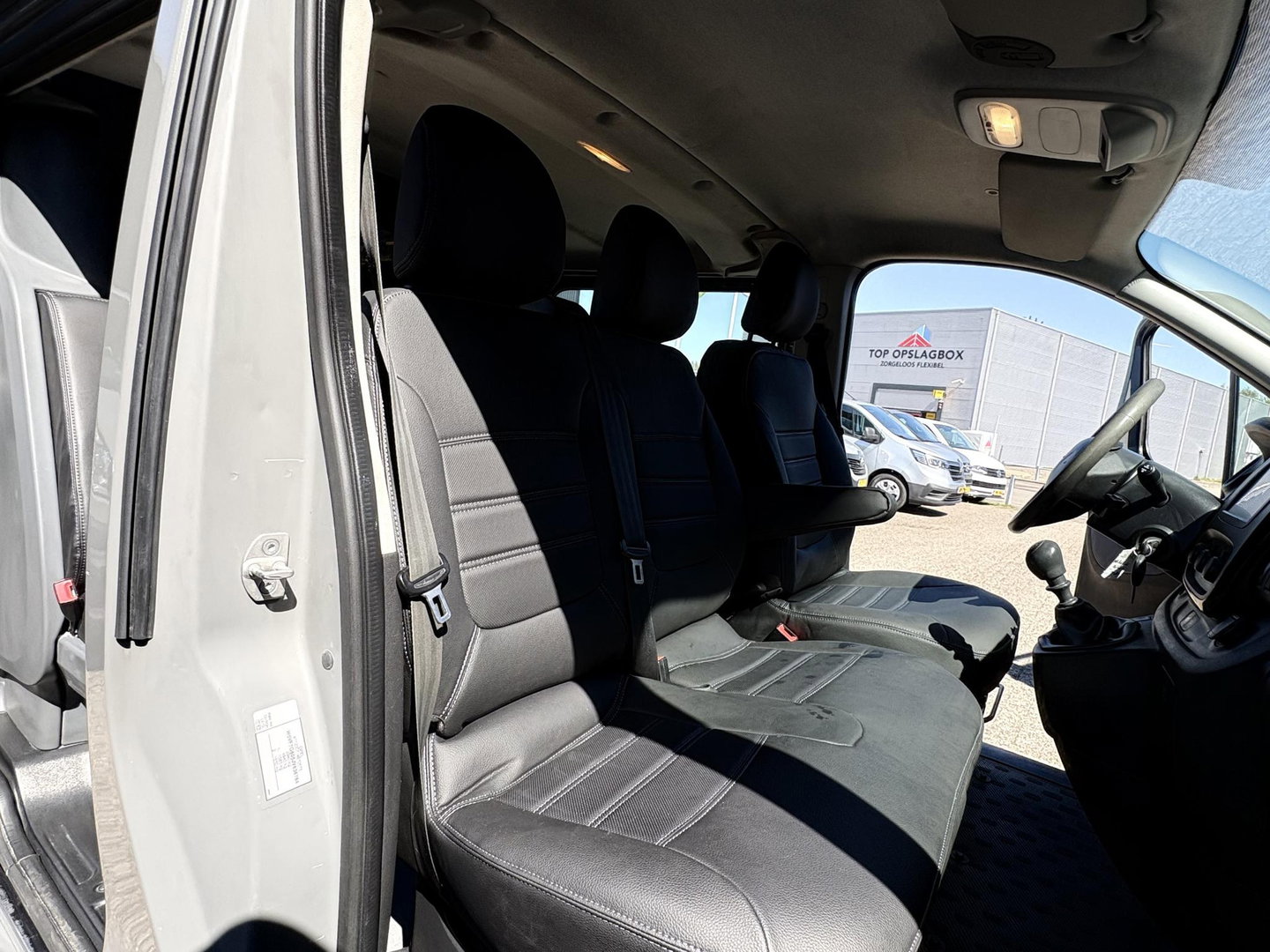 Opel Vivaro 1.6 CDTI 120pk L2H1 DC Edition | Marge | Navigatie | Trekhaak | STEPS | LMV | SPOILER