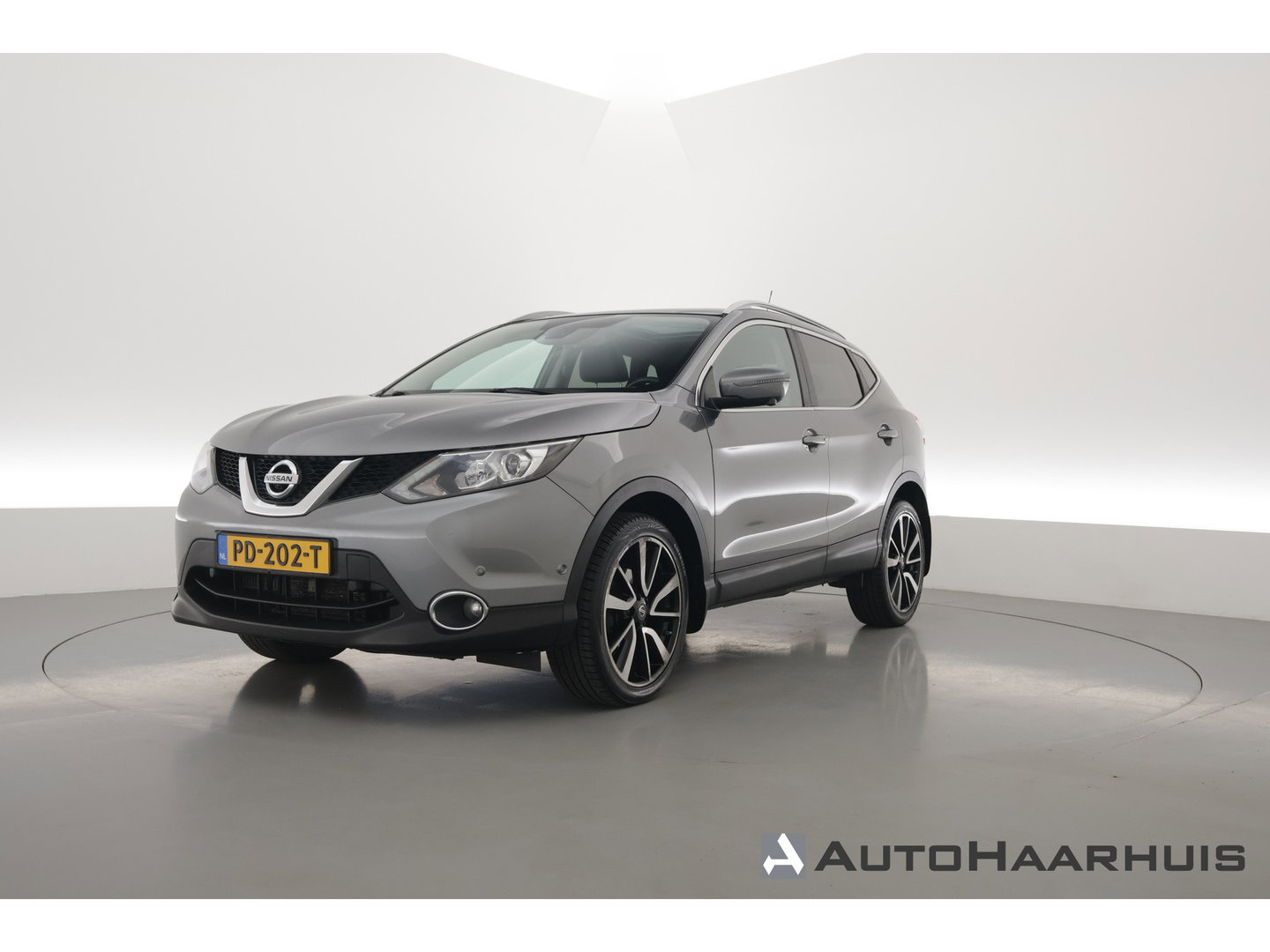 Nissan QASHQAI 1.2 Tekna | Cruise | 360cam | Dodehoek. | Pano | Trekhaak | Stoelverw. | Achteruitrijcamera