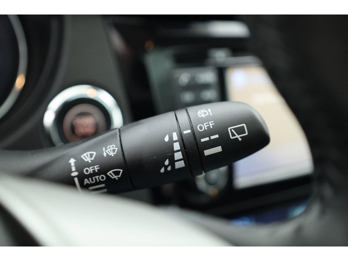 Nissan QASHQAI 1.2 Tekna | Cruise | 360cam | Dodehoek. | Pano | Trekhaak | Stoelverw. | Achteruitrijcamera