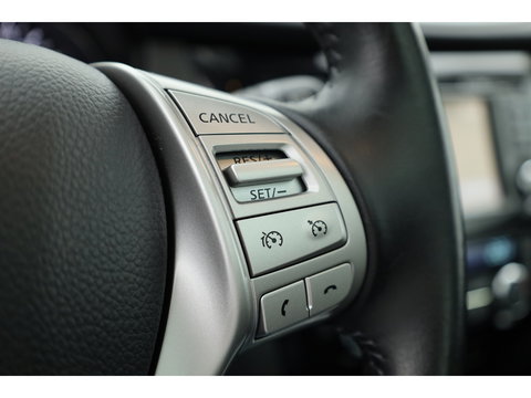 Nissan QASHQAI 1.2 Tekna | Cruise | 360cam | Dodehoek. | Pano | Trekhaak | Stoelverw. | Achteruitrijcamera