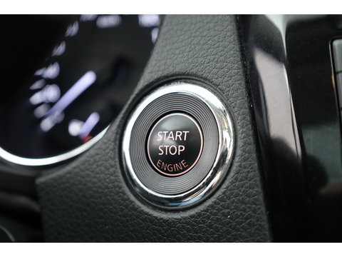 Nissan QASHQAI 1.2 Tekna | Cruise | 360cam | Dodehoek. | Pano | Trekhaak | Stoelverw. | Achteruitrijcamera