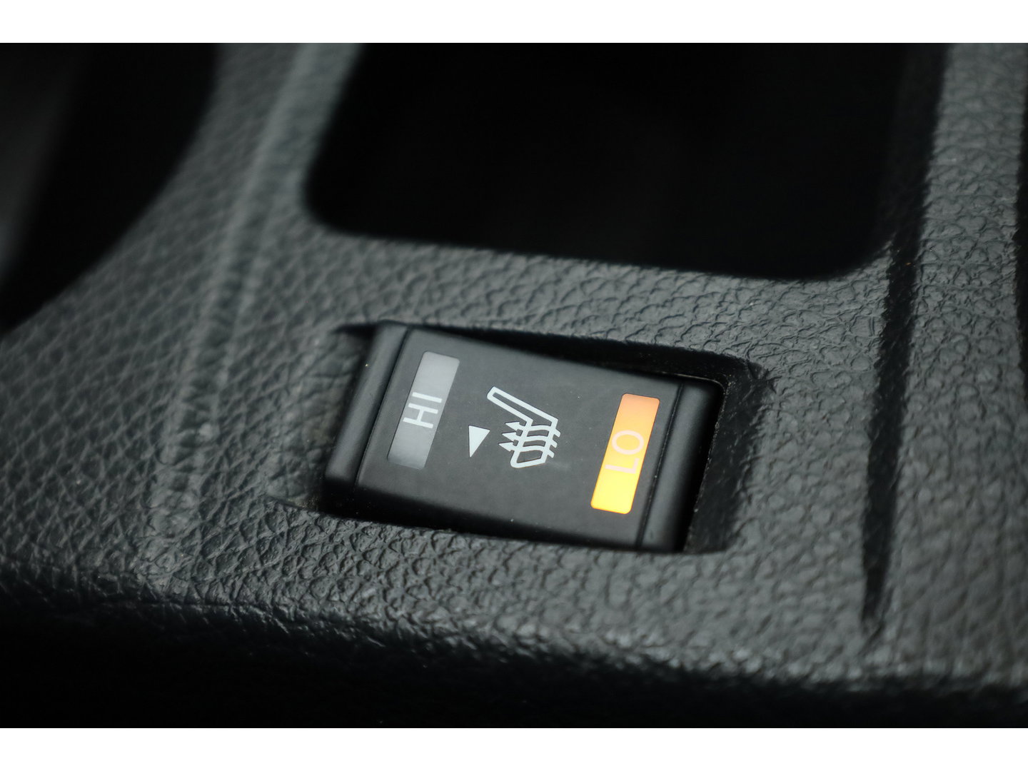 Nissan QASHQAI 1.2 Tekna | Cruise | 360cam | Dodehoek. | Pano | Trekhaak | Stoelverw. | Achteruitrijcamera