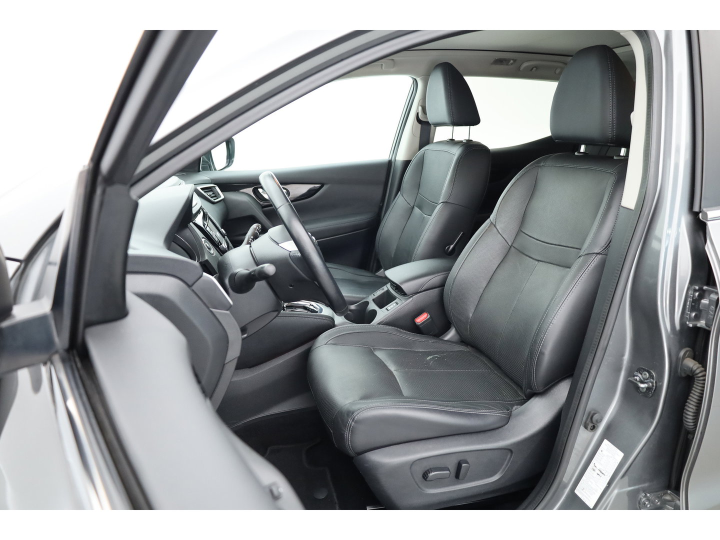 Nissan QASHQAI 1.2 Tekna | Cruise | 360cam | Dodehoek. | Pano | Trekhaak | Stoelverw. | Achteruitrijcamera