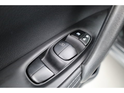 Nissan QASHQAI 1.2 Tekna | Cruise | 360cam | Dodehoek. | Pano | Trekhaak | Stoelverw. | Achteruitrijcamera