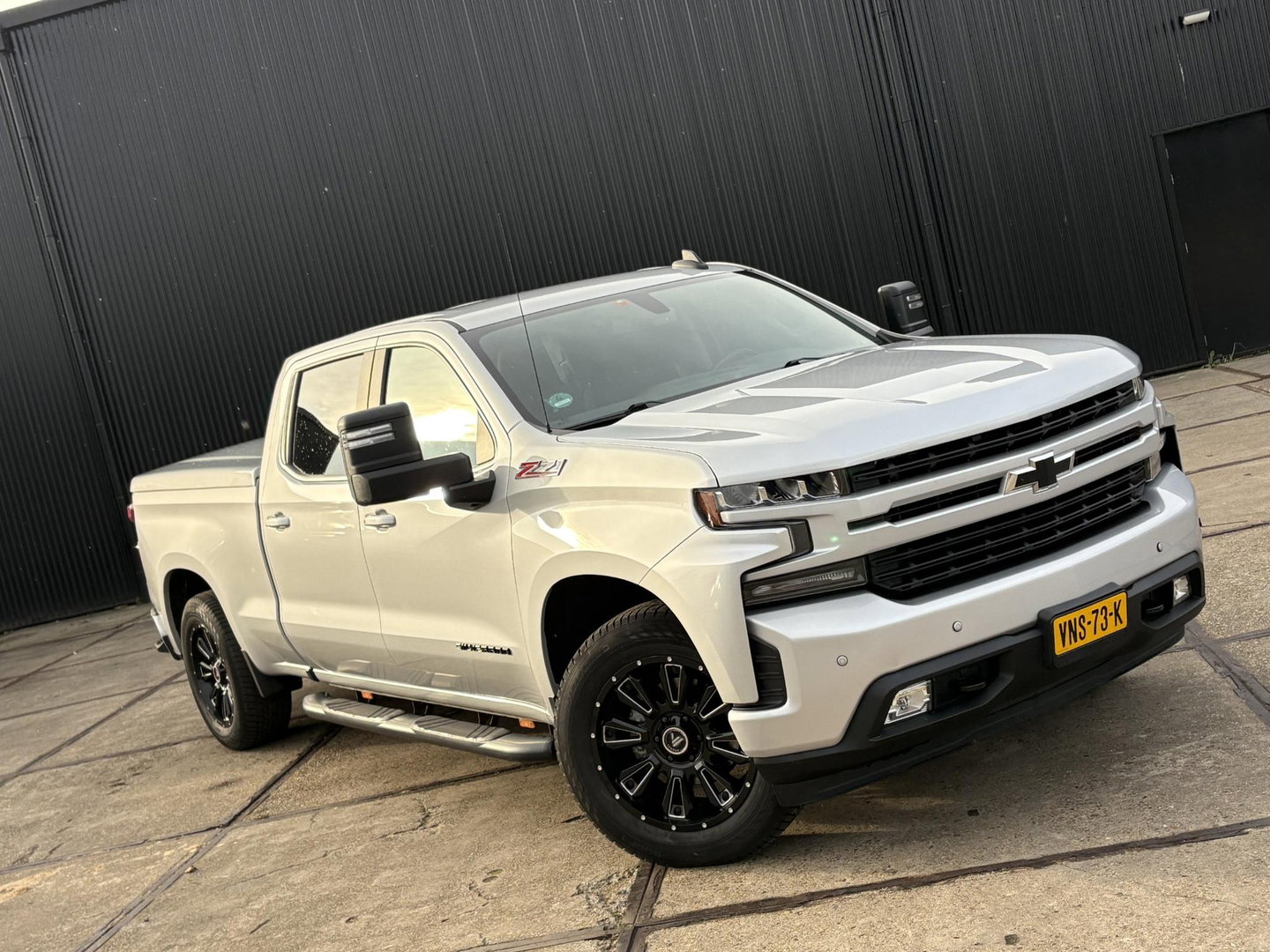 Chevrolet Silverado Z71 1500 RST V8 | 200L LPG |  360PK | CUSTOM LEDER | LED | CRUISE | LUXE UITVOERING | STOELVERWARMING | STUURVERWARMING