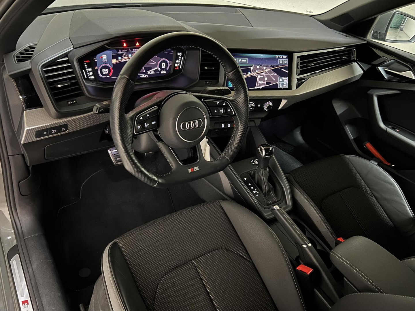 Audi A1 Sportback TFSI 3x S-Line DSG Carplay Cruise NAP