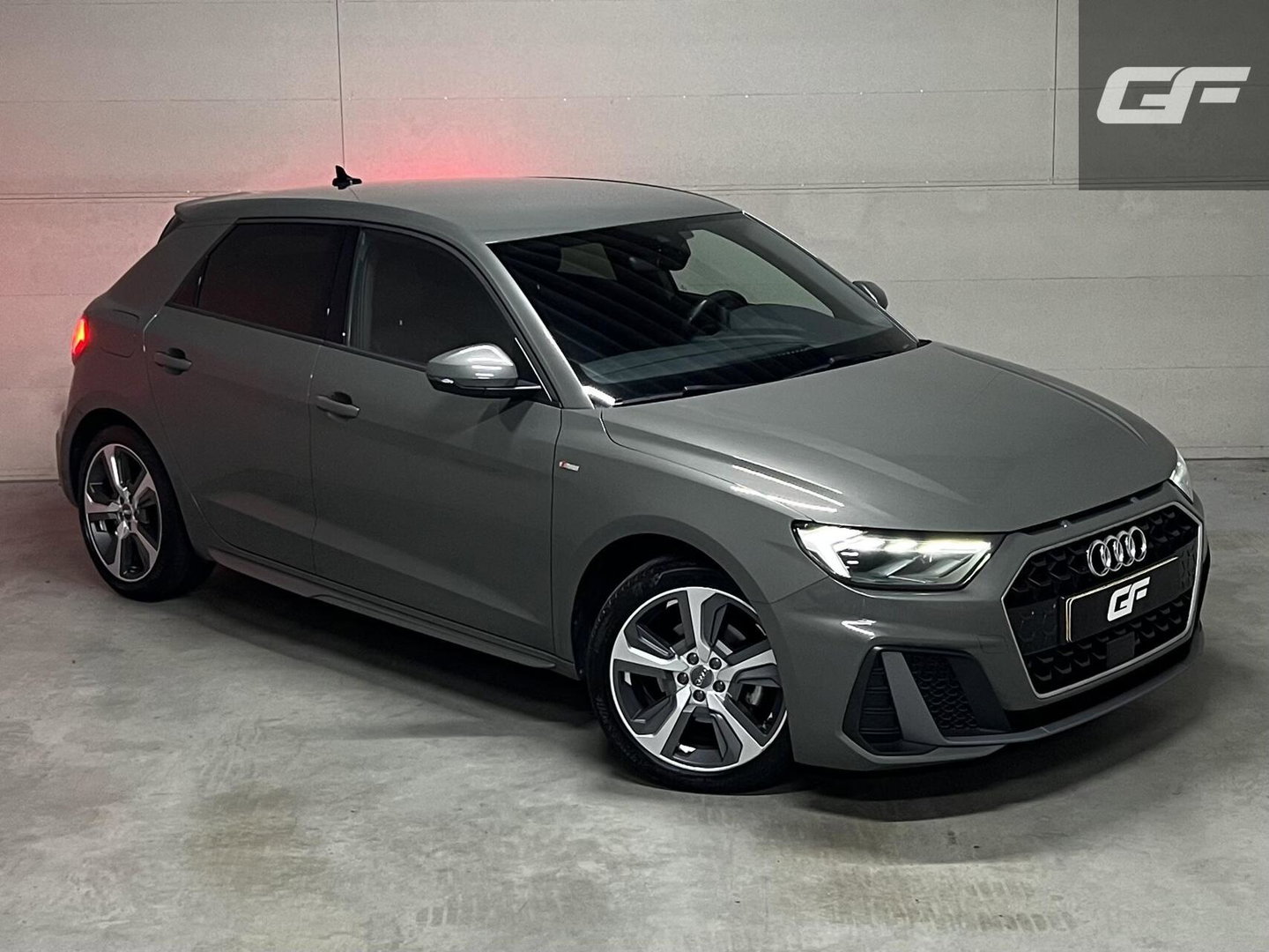 Audi A1 Sportback TFSI 3x S-Line DSG Carplay Cruise NAP