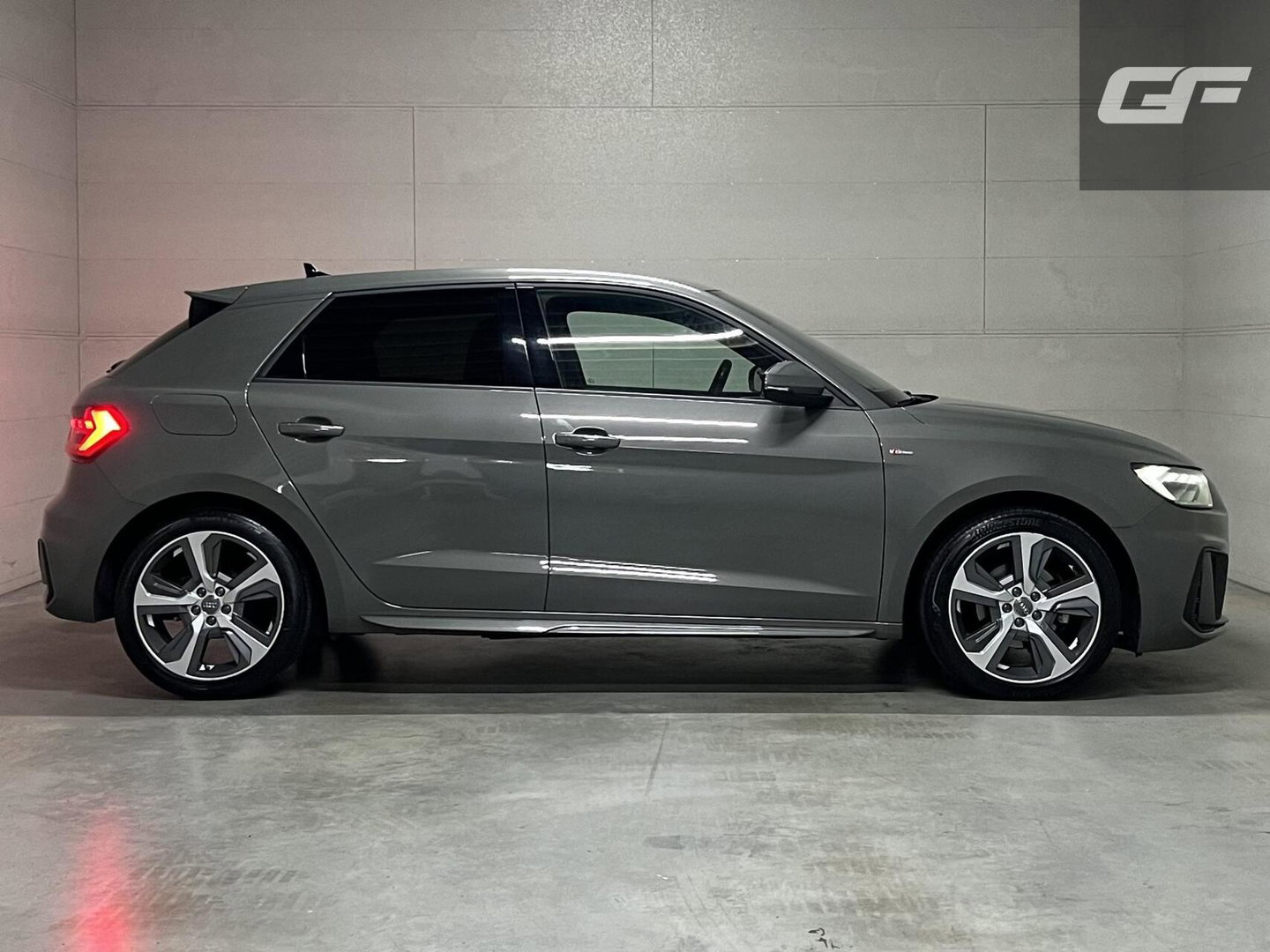 Audi A1 Sportback TFSI 3x S-Line DSG Carplay Cruise NAP