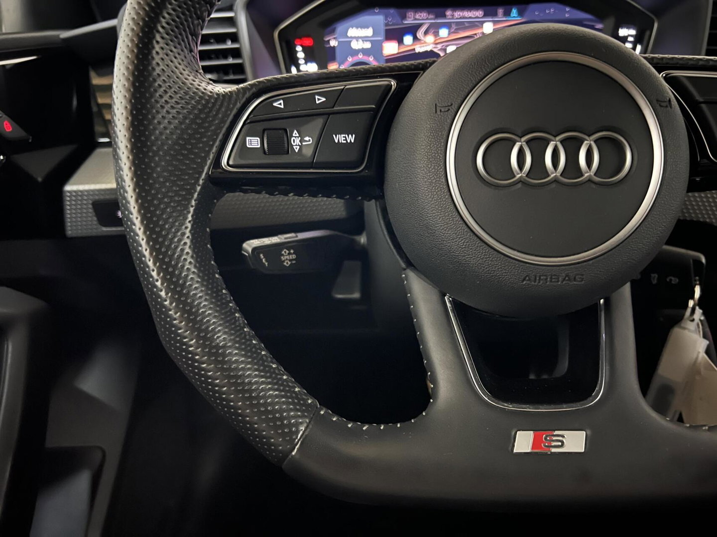 Audi A1 Sportback TFSI 3x S-Line DSG Carplay Cruise NAP