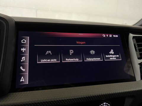 Audi A1 Sportback TFSI 3x S-Line DSG Carplay Cruise NAP