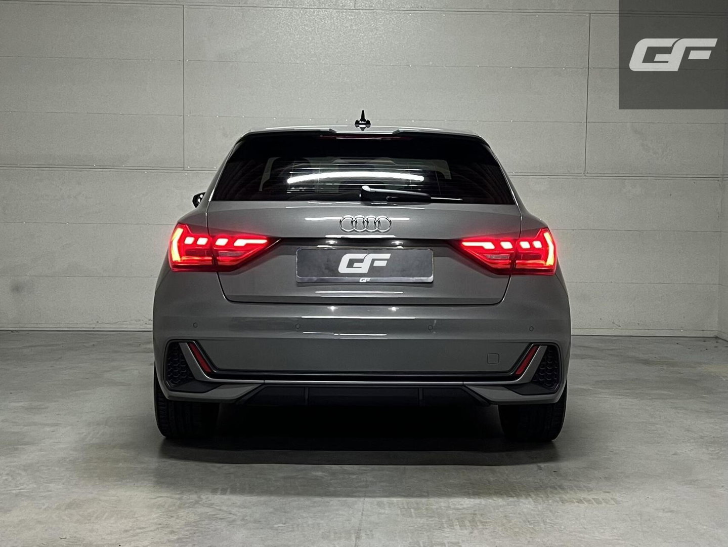 Audi A1 Sportback TFSI 3x S-Line DSG Carplay Cruise NAP