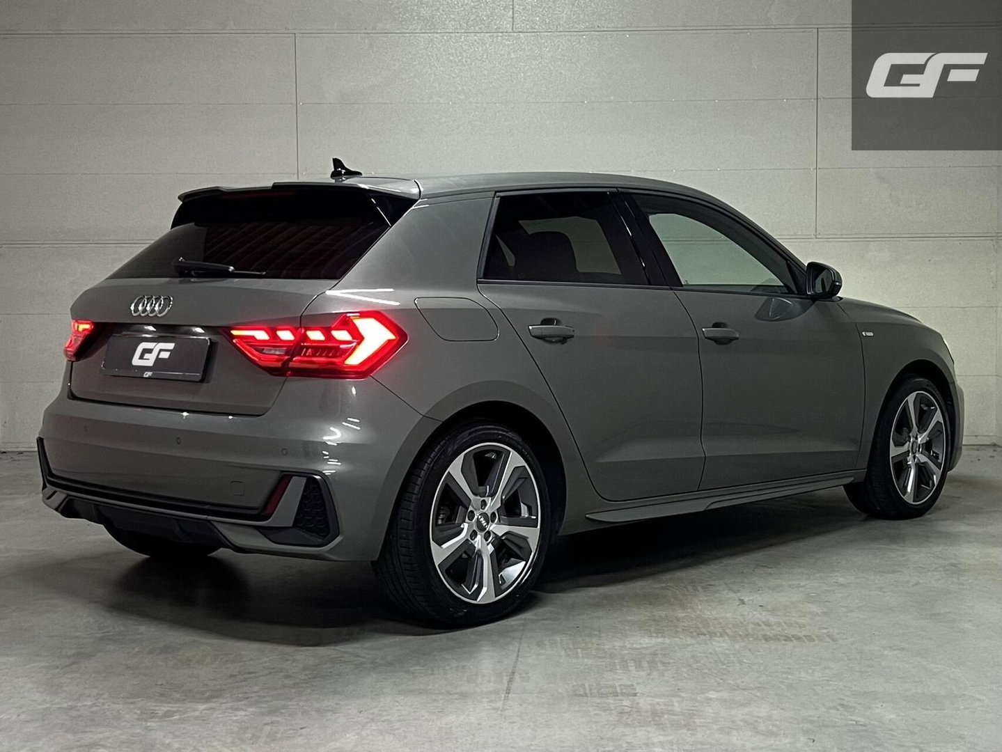 Audi A1 Sportback TFSI 3x S-Line DSG Carplay Cruise NAP