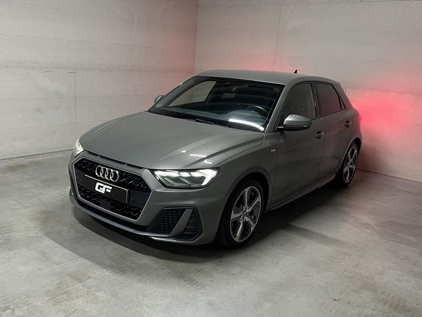 Audi A1 Sportback TFSI 3x S-Line DSG Carplay Cruise NAP