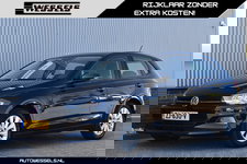 Volkswagen Polo - 1.0 Comfortline Stoelverwarming, Climate control, Navi, PDC, Carplay