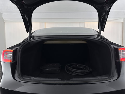Tesla Model 3 Standard RWD Plus 60 kWh [ ⚠️DRIVE MOTOR MAKES NOISE⚠️ 3-Fase ] {SOH-88%]  (INCL-BTW) Aut. *PANO | AUTOPILOT | LEATHER | KEYLESS | FULL-LED | MEMORY-PACK | TOPVIEW | DAB | CARPLAY | DIGI-COCKPIT | LANE-ASSIST | COMFORTSEATS | 19"ALU*